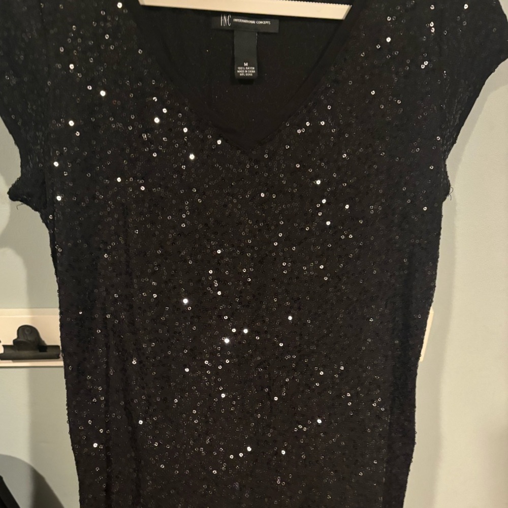 Women's Holiday Sequence Short Sleeve Top - INC International Concepts -Size M - Picture 6 of 11